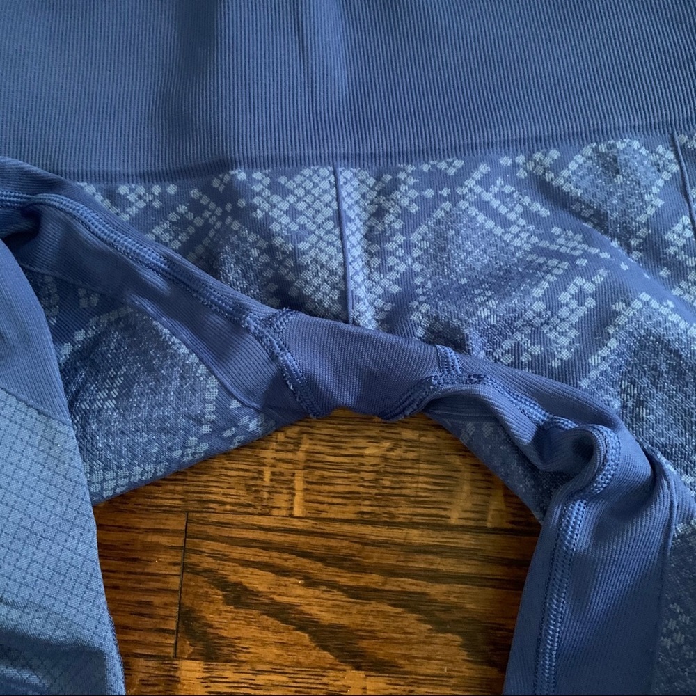 Lululemon crop leggings - Picture 3 of 6